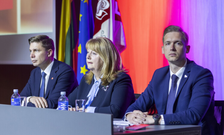 Socialdemokratai priėmė rezoliuciją dėl Lietuvos gynybos ir saugumo politikos: ji negali tapti konservatorių partijos įkaite